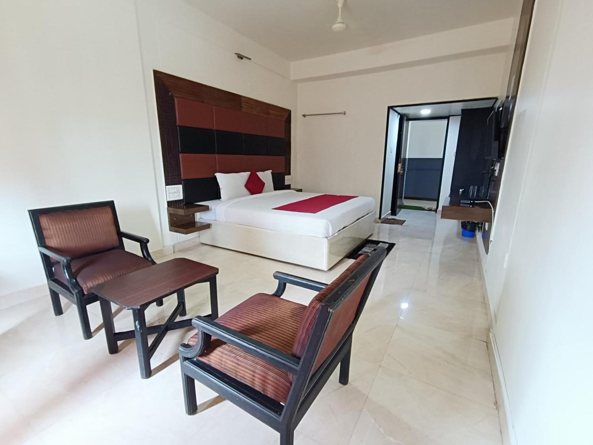 Hotel New Rajdarshan Madikeri Exterior foto